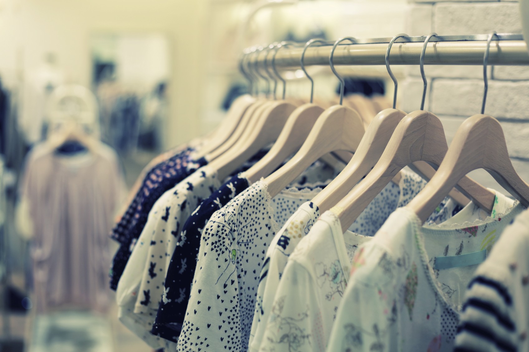 غرفة الملابس: توقف المبيعات خلال مارس و30 فى المئة  تراجعا على الشتوى