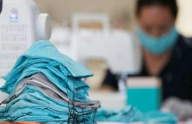 مصانع الملابس الجاهزة تبدأ توريد 40 مليون كمامة قماش لهيئة الشراء الموحد