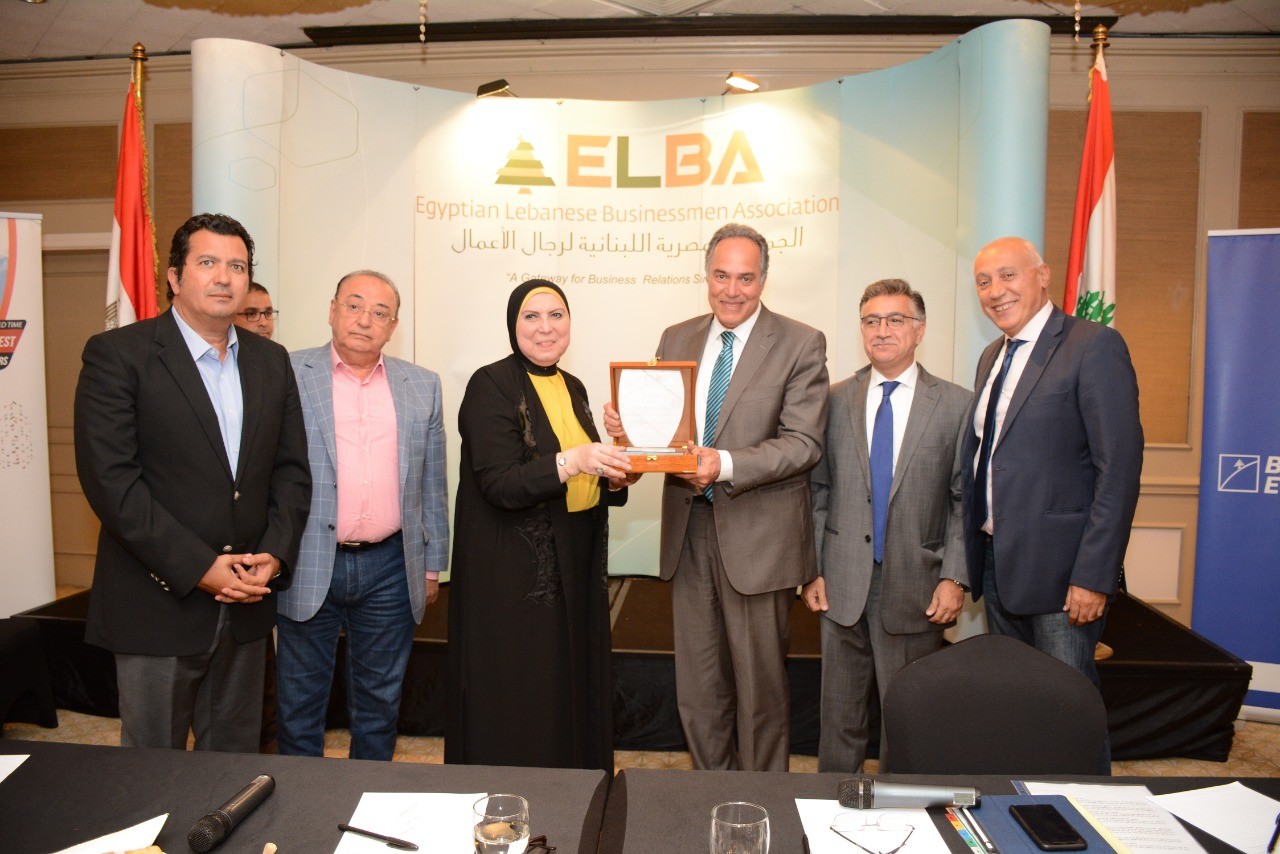 المصرية اللبنانية تجتمع مع وزيرة الصناعة لبحث ملف المشروعات الصغيرة