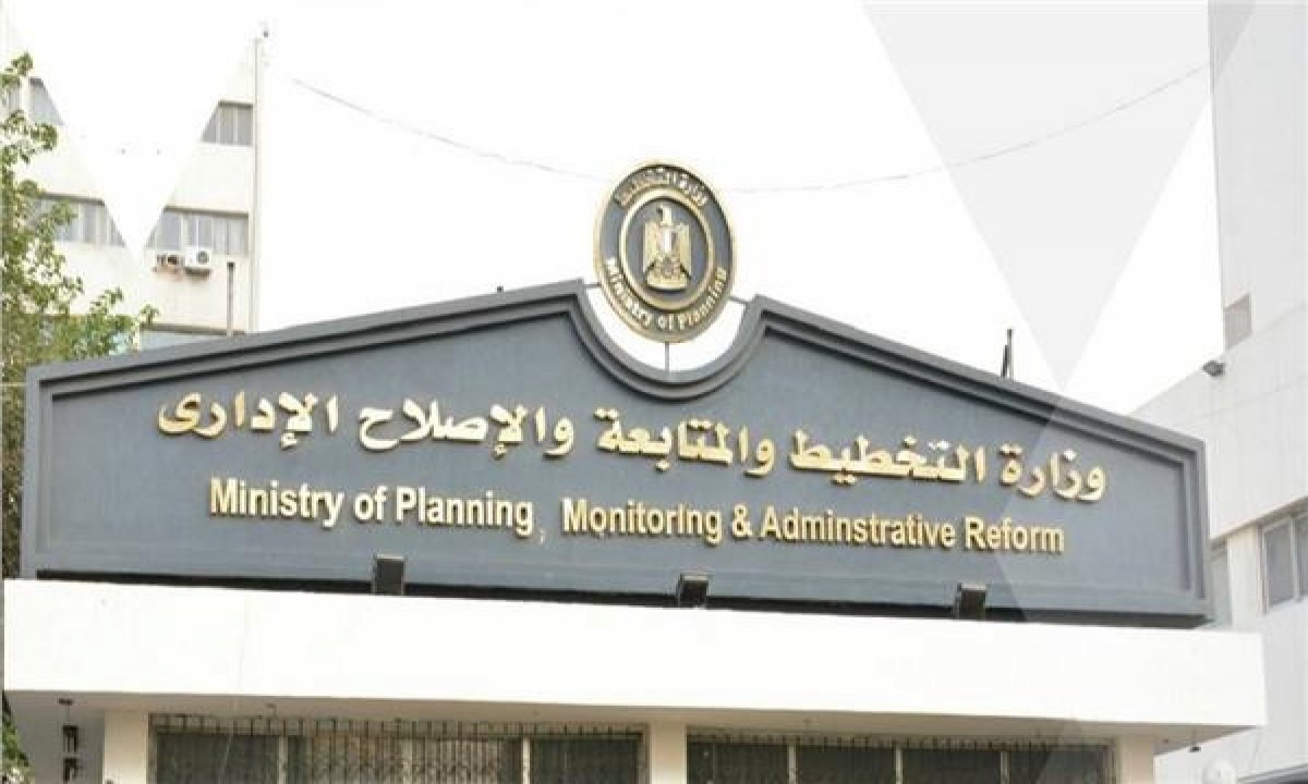 القطاع الصناعي يشارك بـ 65 فى المئة من إجمالي الصادرات المصرية ويحتل المركز الأول من مصادر النقد الأجنبي