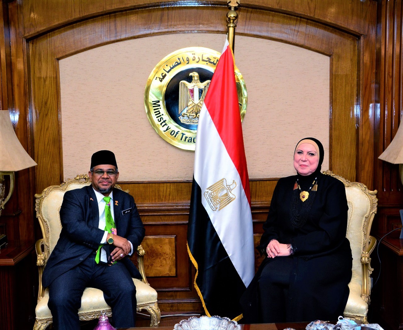 وزيرة الصناعة تترأس البعثة التجارية المصرية لدولة السنغال