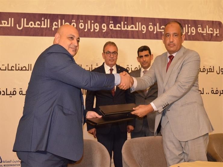 غرفة الملابس: تدريب وتشغيل 10 آلاف عامل سنويًا بمصانع الدلتا والوجه البحري